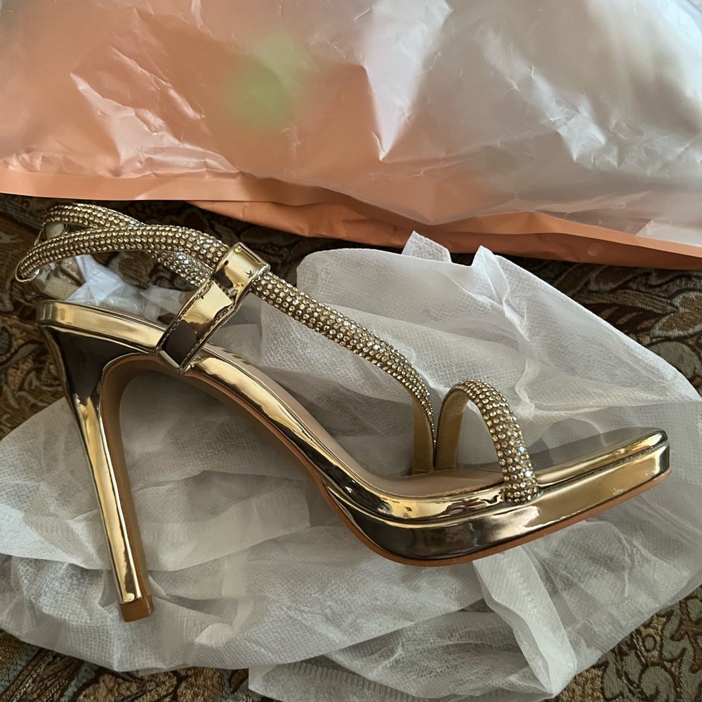 Elegant Gold Strappy Heels